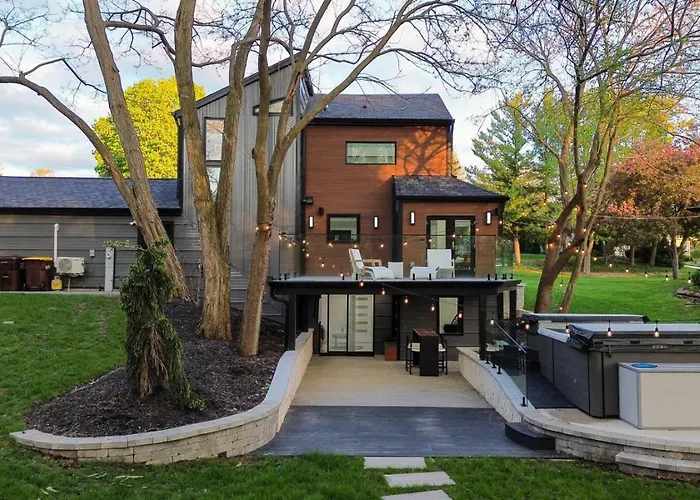 Serene Oasis Near Rock River Holiday home Rockford