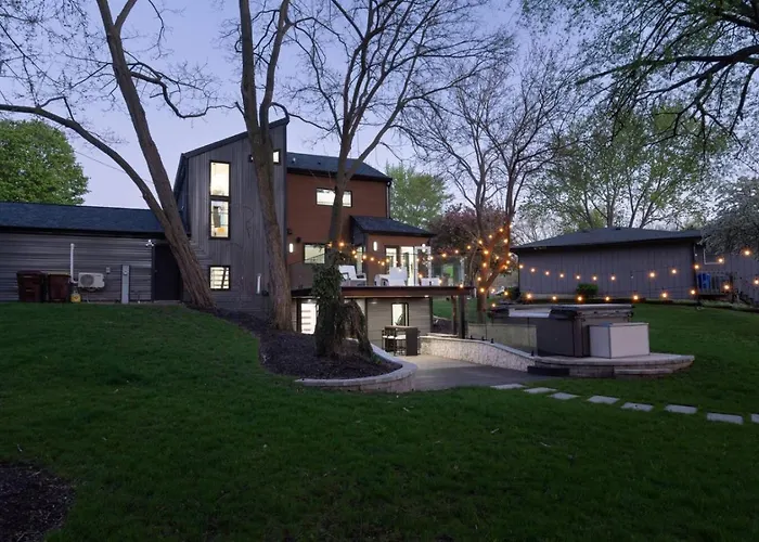 Holiday home Serene Oasis Near Rock River *