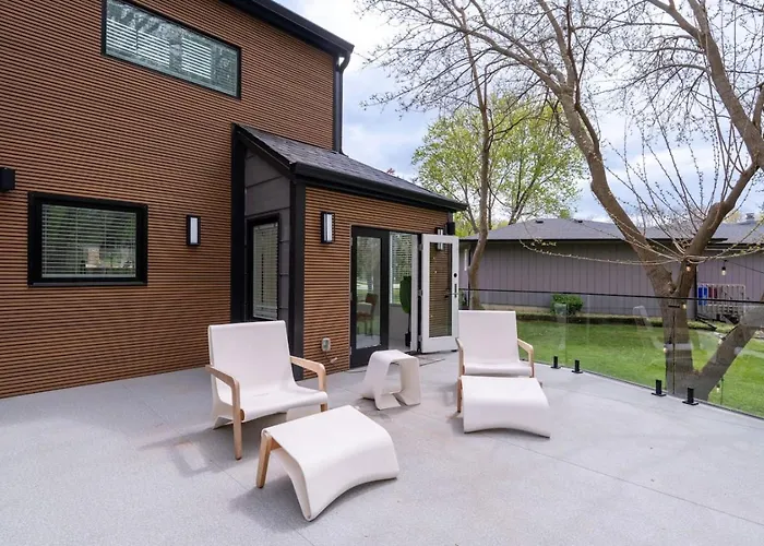 Holiday home Serene Oasis Near Rock River *